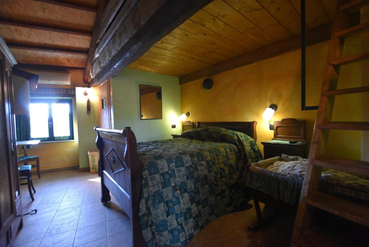 B&B Edera Castagnole Piemonte Exterior foto