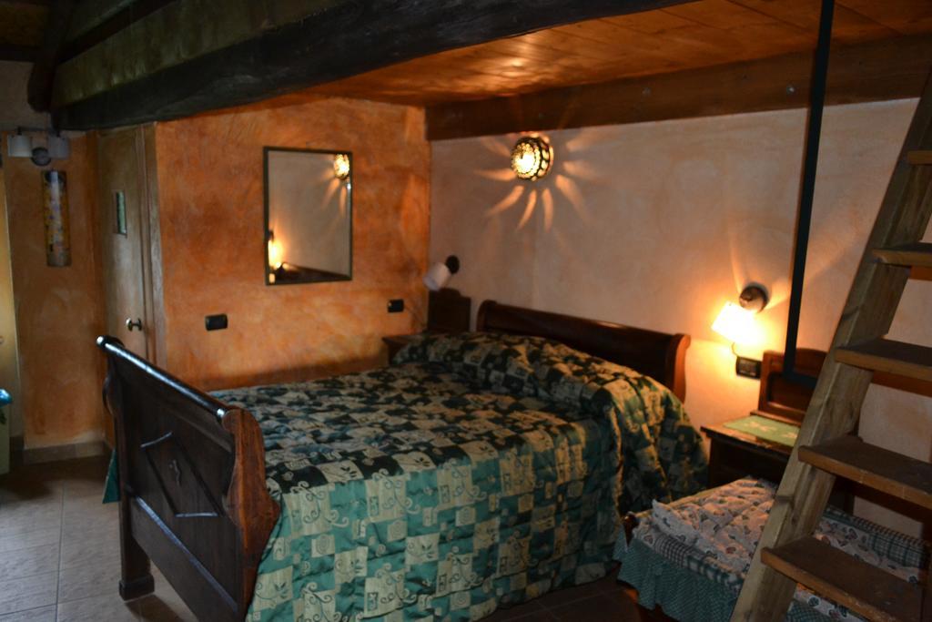 B&B Edera Castagnole Piemonte Habitación foto